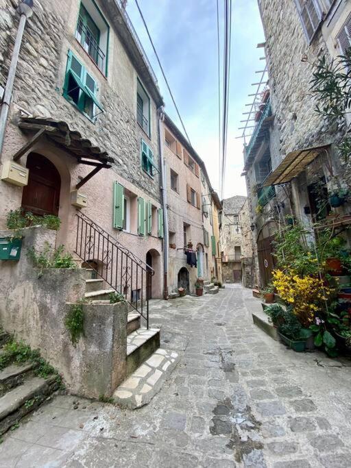 Chez Caro Apartman L'Escarene Kültér fotó