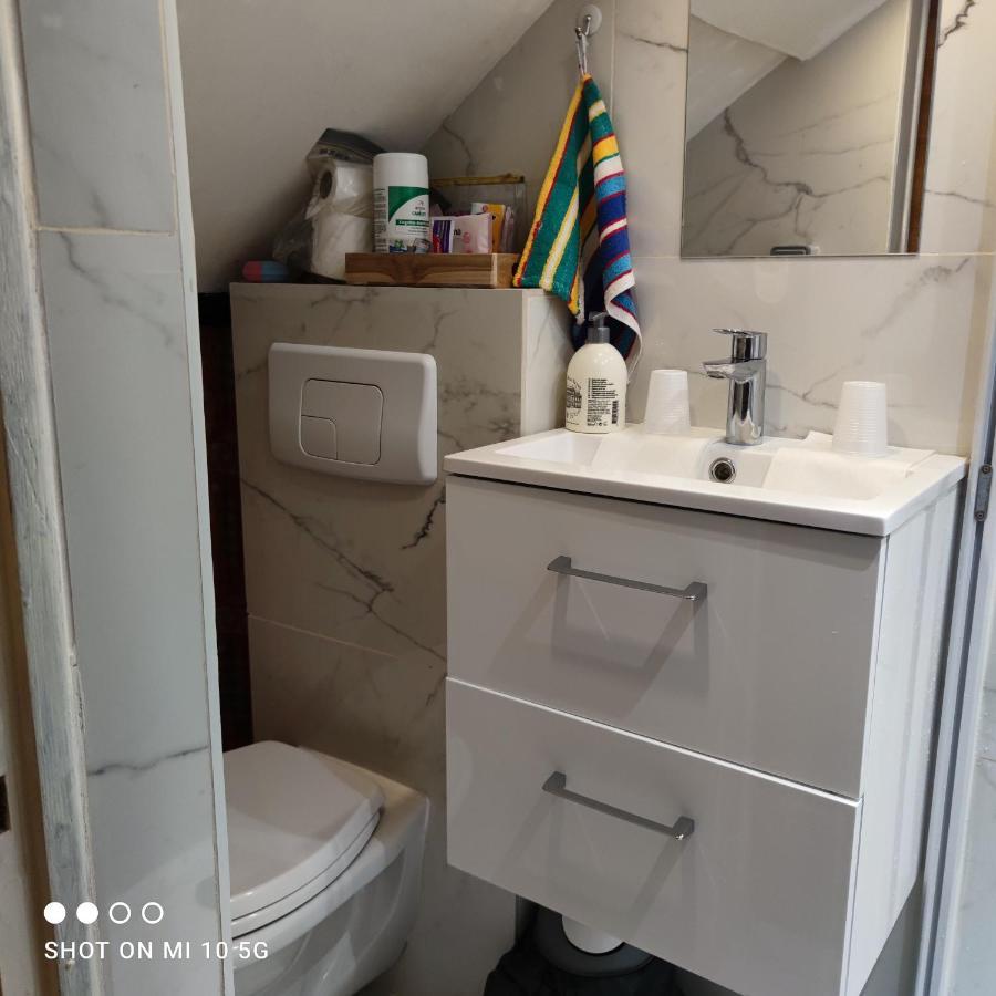 Chez Caro Apartman L'Escarene Kültér fotó